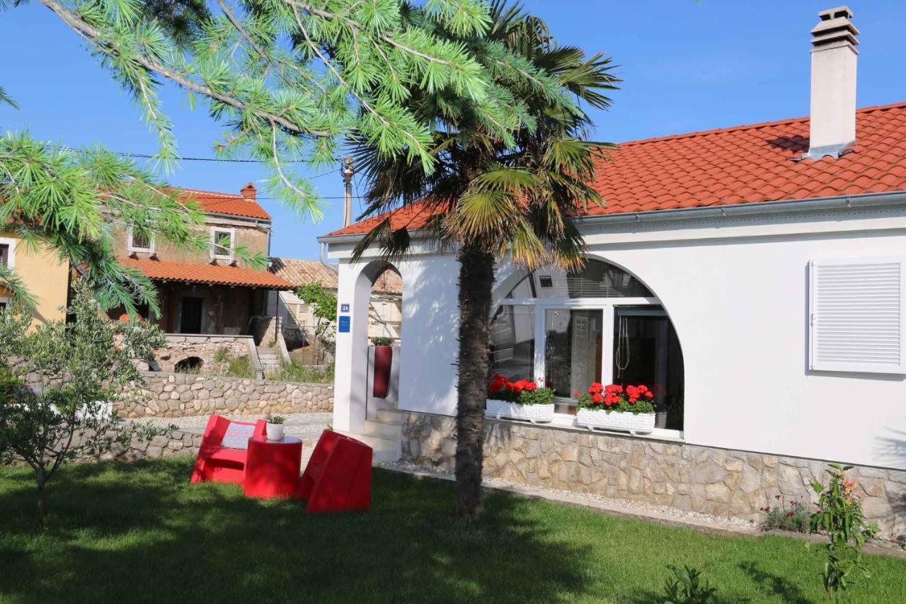 Apartments In Silo/Insel Krk 13443 Экстерьер фото